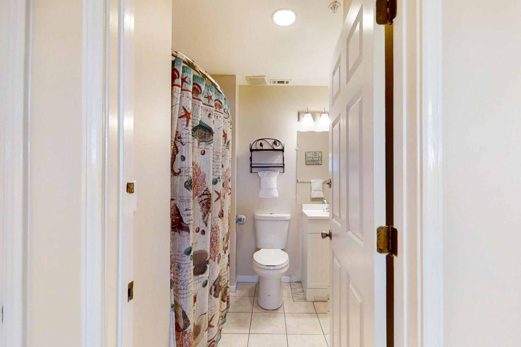Crystal Sands II Destin Room photo