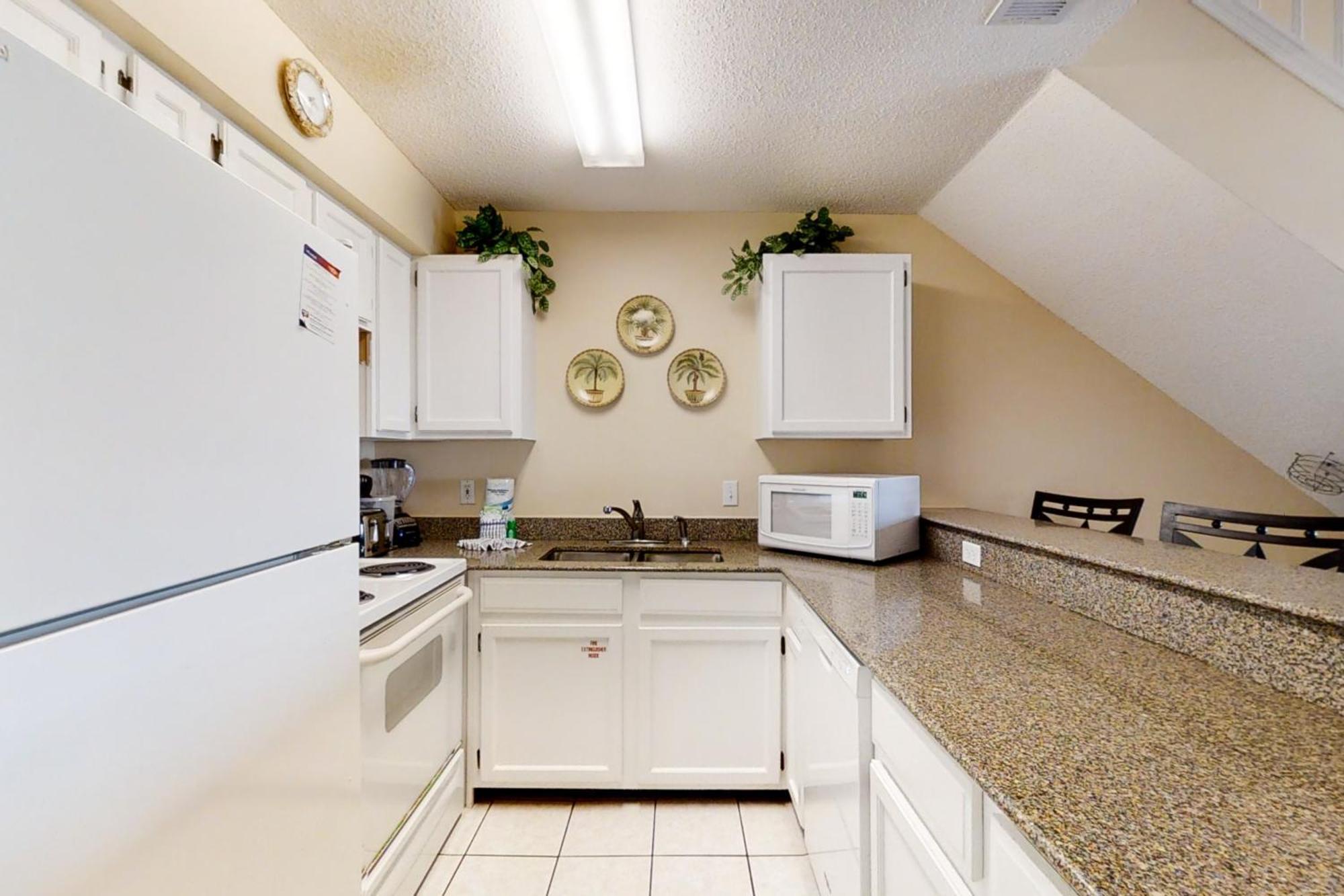 Crystal Sands II Destin Room photo